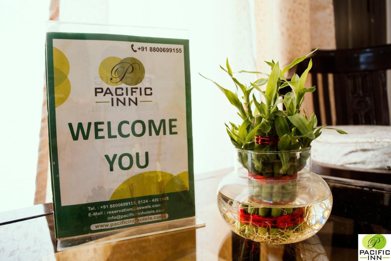 Pacific Inn Eco Central Gurgaon Esterno foto